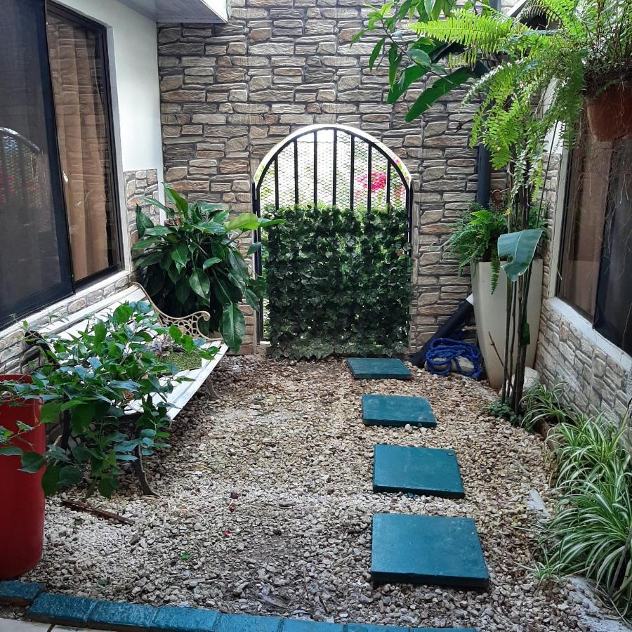Rancha Azul Inn Alajuela Exteriör bild
