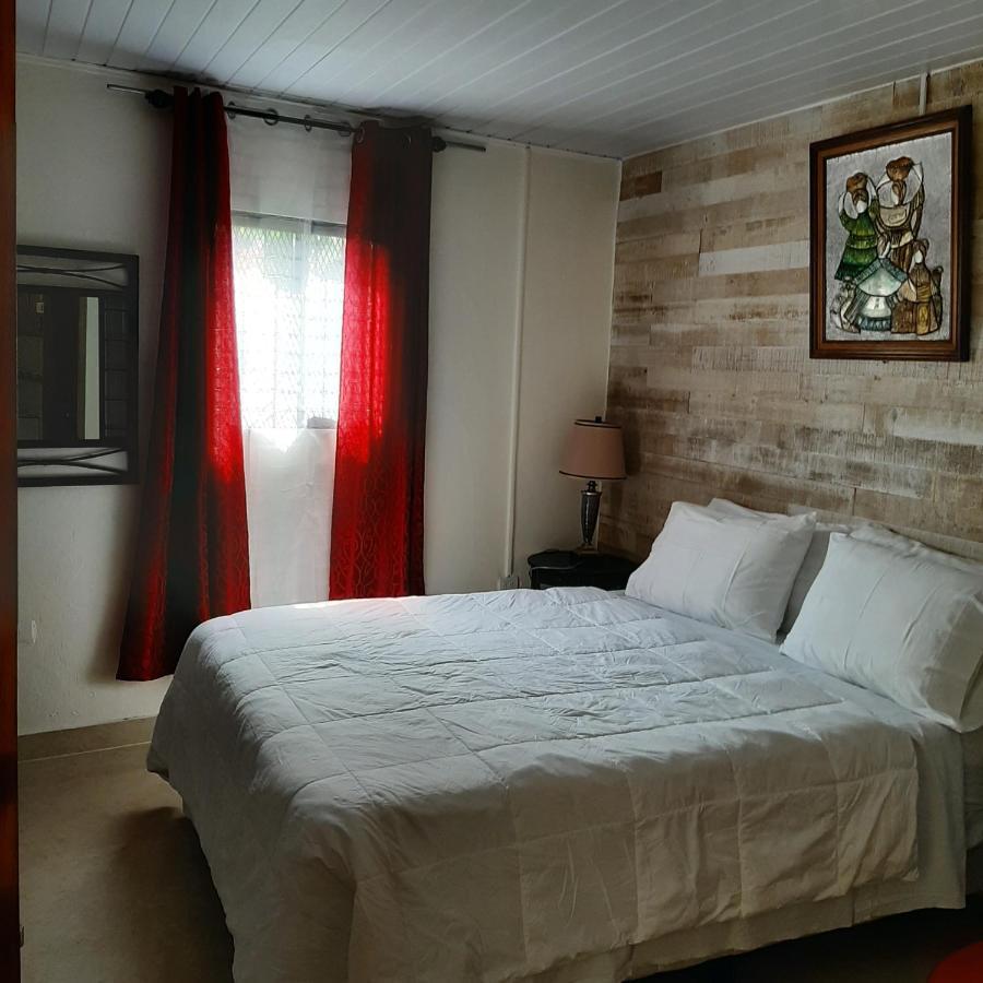 Rancha Azul Inn Alajuela Exteriör bild