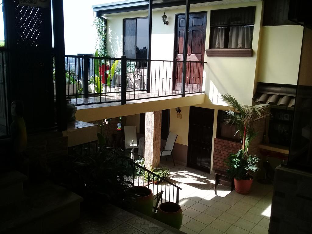 Rancha Azul Inn Alajuela Exteriör bild