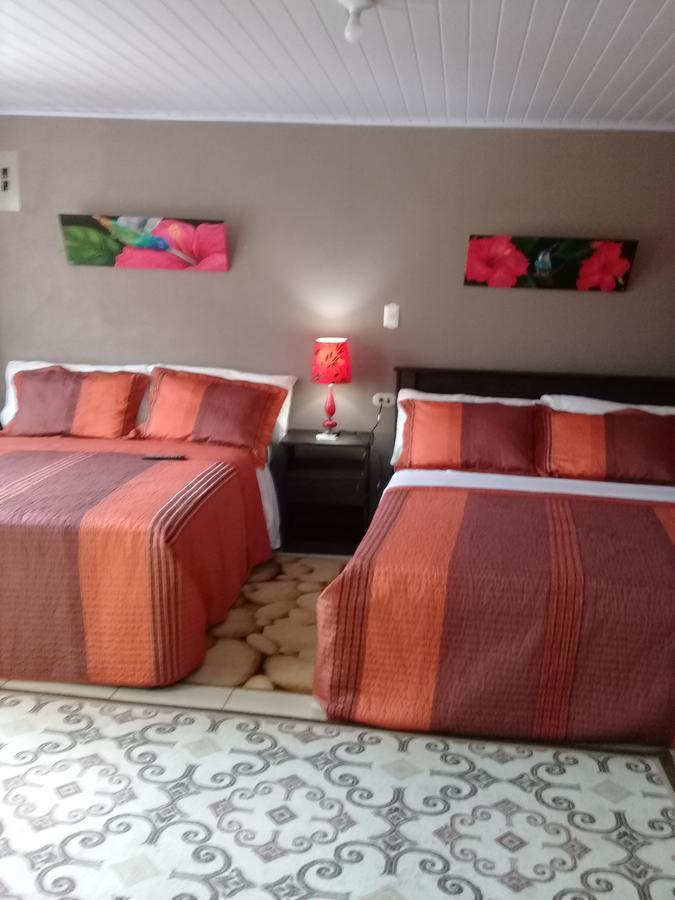 Rancha Azul Inn Alajuela Exteriör bild