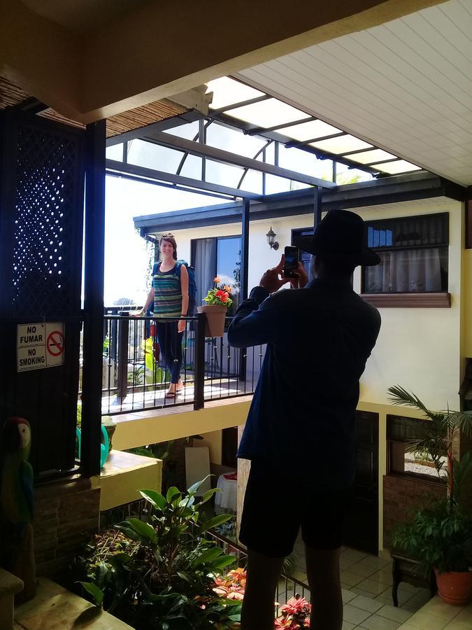 Rancha Azul Inn Alajuela Exteriör bild